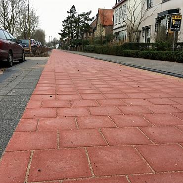 Betontegel 15x30x4,5 cm Rood